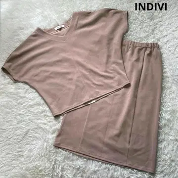 INDIVI [세탁 가능] 조젯 스커트 셋업 V넥 38