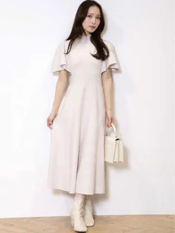 MERCURYDUO 하이 게이지 케이프 슬리브 니트 원피스