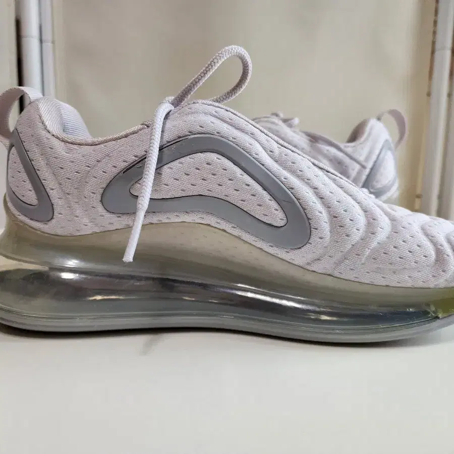 나이키.에어맥스720.신발.240.