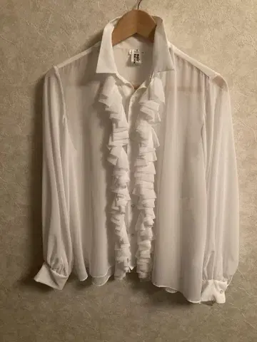 noir kei ninomiya 블라우스