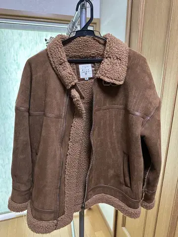 브라운 보아 무스탕 코트 M