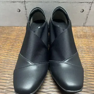 RECONTI design 블랙 하이힐/펌프스