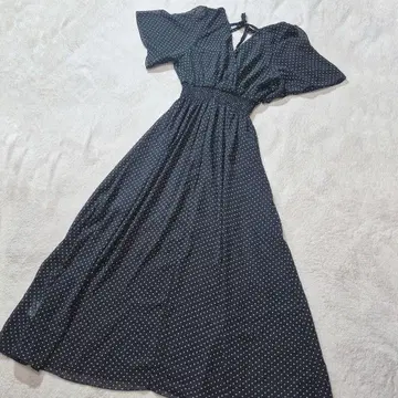 GRL 그레일 네이비 화이트 도트 반팔 롱 원피스 플레어 쉬폰
