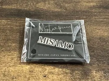misamo 핀 배지