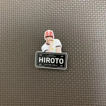 니시 코토히토 네임 배지