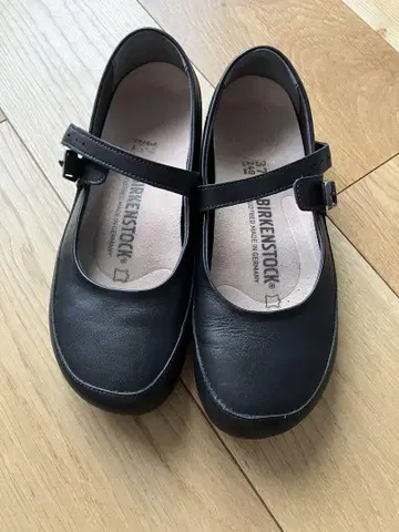 BIRKENSTOCK 버켄스탁 스트랩 신발 블랙 37