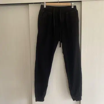 AZULBYMOUSSY 아줄바이마우지 블랙 청바지 M 사이즈