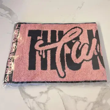 TWICE 라이브 허벅지 머플러 타월 팝업 this is for