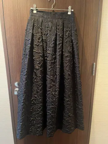 howdy. 블랙 플레어 스커트