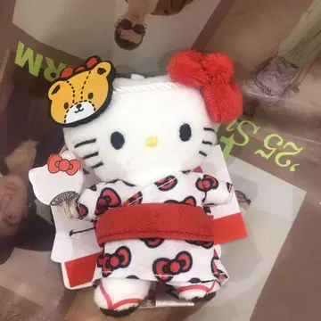 새상품 me % 로리즈팜 일광화상 키티 키링 서퍼 유카타