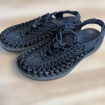 keen 블랙 뜨개질 스포츠 샌들