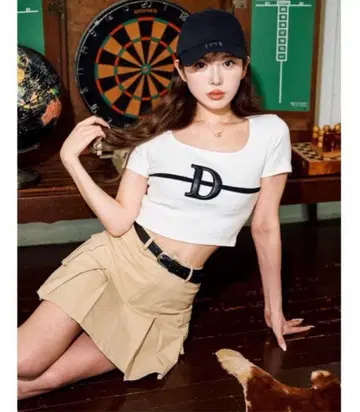 다리치 D 로고 컴팩트 상의