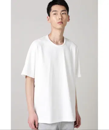 새상품급 토네이도 마트 돌먼 오버 사이즈 티셔츠 컷소 UV 차단