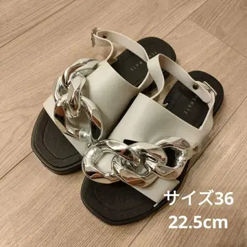 TEMPERATE 실버 볼륨 체인 샌들