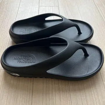 THE NORTH FACE 캠퍼스 플립 블랙 26cm