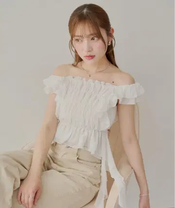 chico 레이스 드롭 프릴 셔링 블라우스 snidel darich