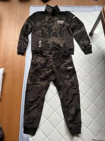 AVIREX FLYERS RECON 셋업 사이즈 L