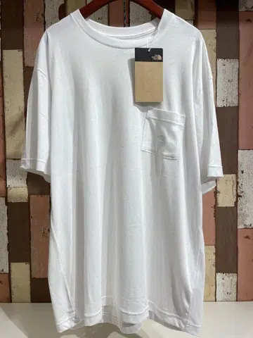 노스페이스 숏 슬리브 로고 포켓 티 NT32547