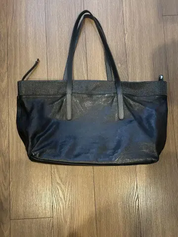 [가격 인하] JIMMY CHOO 스터드 토트백