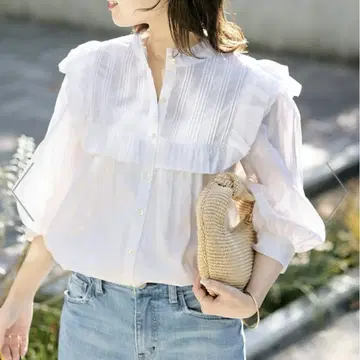 새상품급 SLOBE IENA 린넨 혼방 프릴 블라우스 2025SS