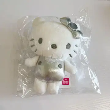 헬로키티 마스코트 참 실버 아베일