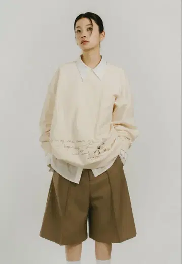 Izumi Kotoka 크림색 프린트 트레이닝복 XL