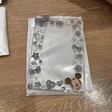 디즈니 스토어 시크릿 카드 홀더 미키마우스