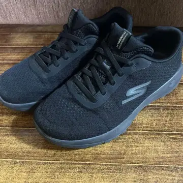 23cm 스케쳐스 GOWALK 블랙 스니커즈