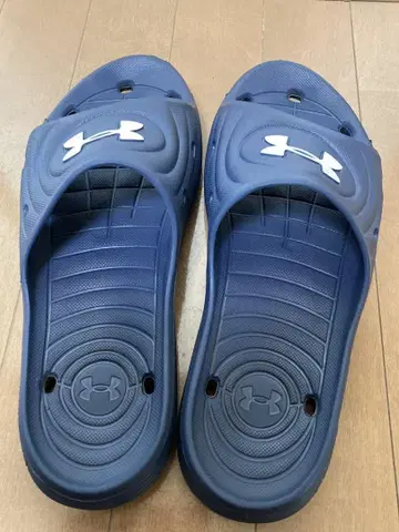 언더아머 샤워 샌들 M10 네이비