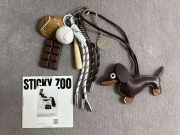 sticky-zoo 참 DACHSHUND BASEBALL CHARM