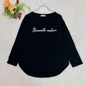 a.v.v 블랙 긴팔 티셔츠 사이즈 XS  문자 프린트  심플  이토킨