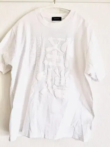 [중고] 티셔츠 사카낙션 괴수 FOAM TEE M