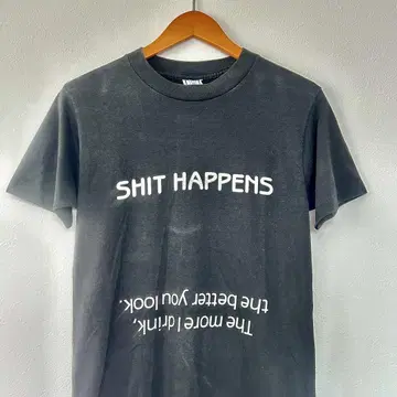 90s SHIT HAPPENS 메시지 티셔츠 블랙
