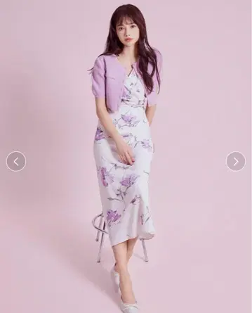 택 포함 새상품 페인트 플라워 프린트 원피스 SNIDEL
