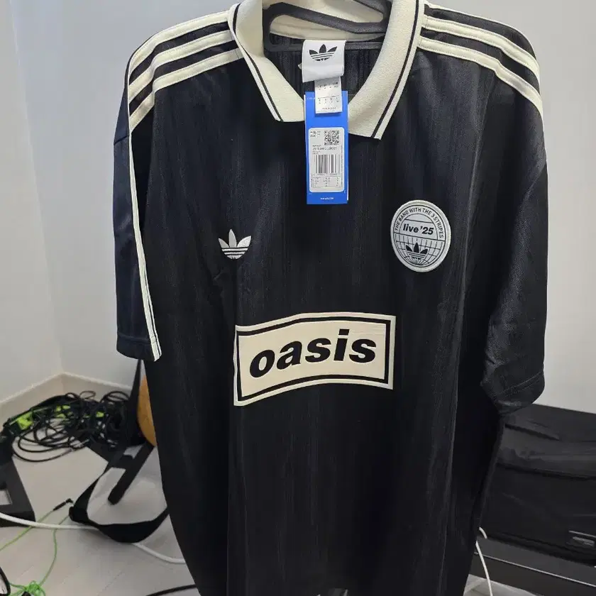 Oasis x adidas Originals Jacquard 黒 Adidas X Oasis Track Jacket At 30% OFF | NY Jacket