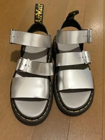 닥터마틴 Dr.Martin 실버 샌들 통굽 24cm uk5