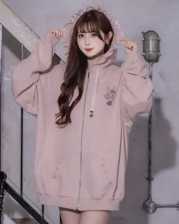 pium 메조 피아노 베리에짱 하트 케이크 후드티