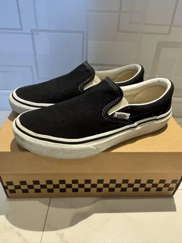 Vans V98CLA 블랙 슬립온 22cm
