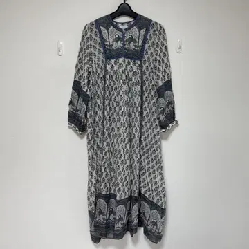 메종드소일 원피스 블록 프린트 핀턱 퀼팅