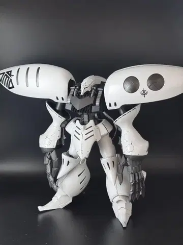 전체 페인팅 완성품 1/100 MG 큐베레이 댐드