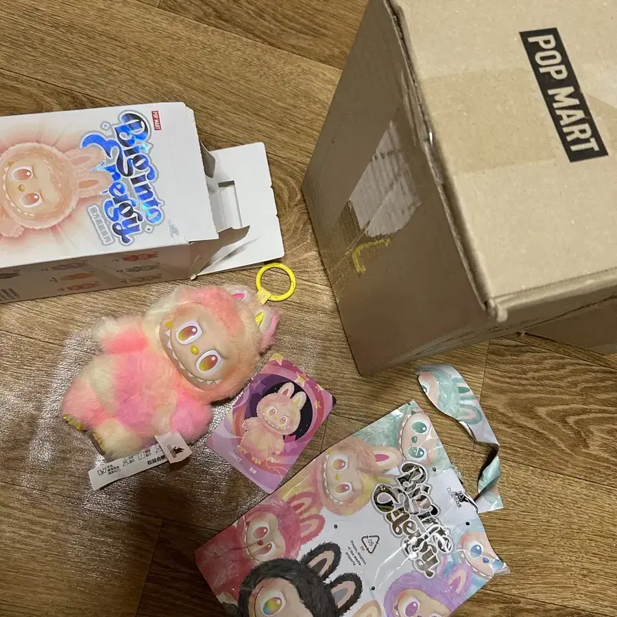 POPMART☆ THE MONSTERS HIGHLIGHT SERIES LOYALTY KEYRING Pop Mart Labubu The Monsters Highlight Series Keyring Sealed