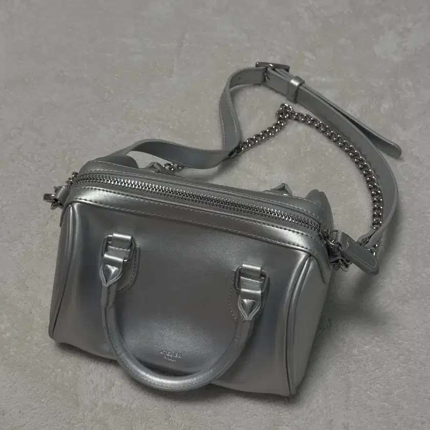 Atelier Park Buddy Bag Silver on Bunjang Global Site.