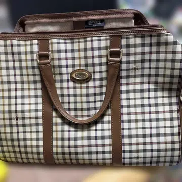 체크 무늬 보스턴 백