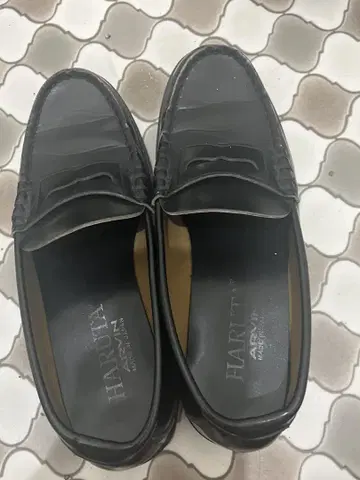 HARUTA 블랙 가죽 로퍼