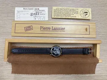 Pierre Lannier 한정판 손목시계 고래