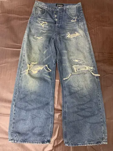 NO/FAITH 스튜디오 이탈리아 스퀘어 패치 컷