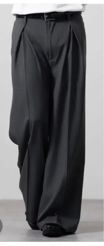 택 포함 미개봉품 CLEL 신상 린넨 블렌드 3D턱 슬랙스