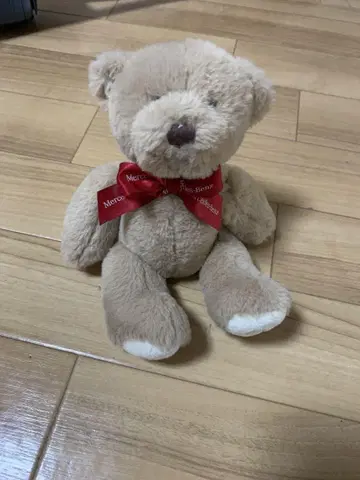 베이지색 곰 봉제 인형