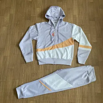 STPR NANAMORI 스토프리 나나모리 저리 상하의 세트 S