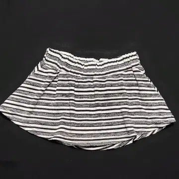 d.i.a. 다이아 보더 무늬 치마바지 미니 스커트